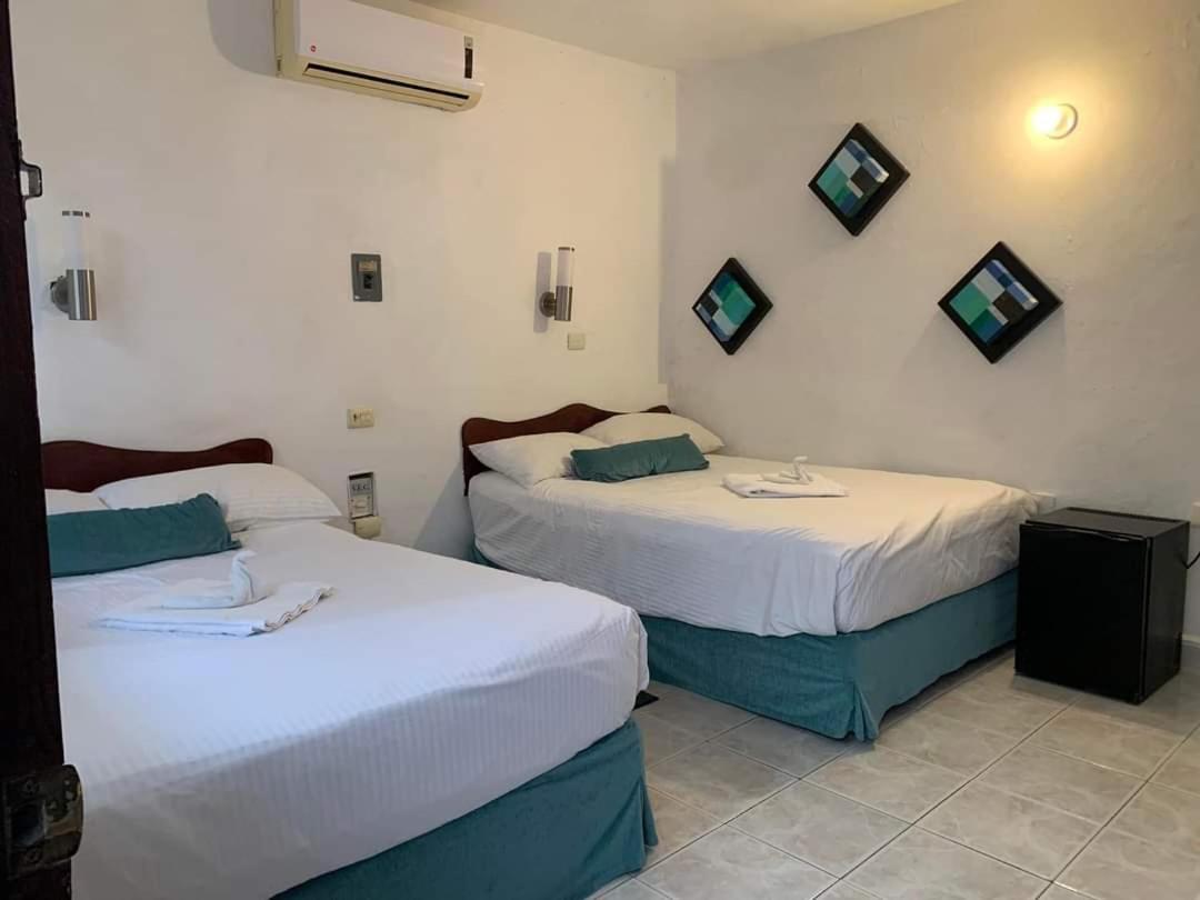 Hotel Hermanos Aguilar Cozumel Kültér fotó